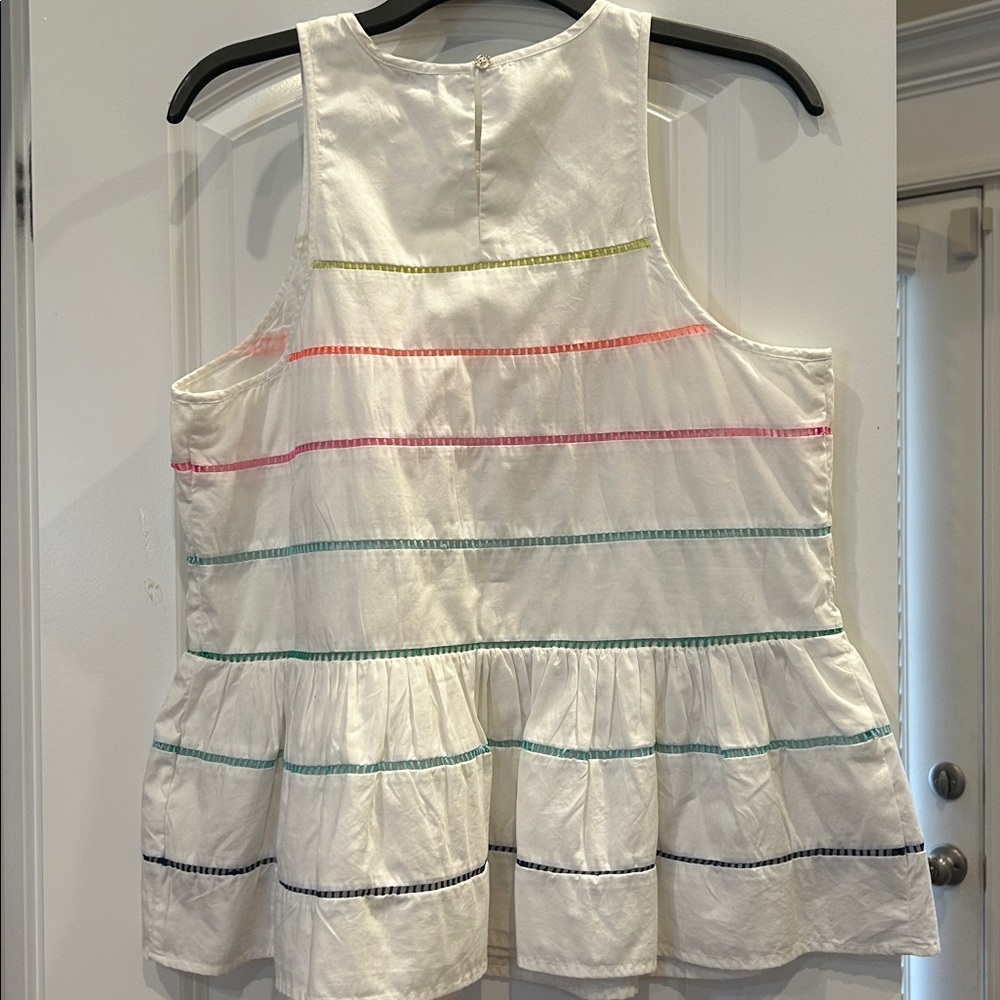 crown & ivy White Simple Women's Top - Picture 4 of 4